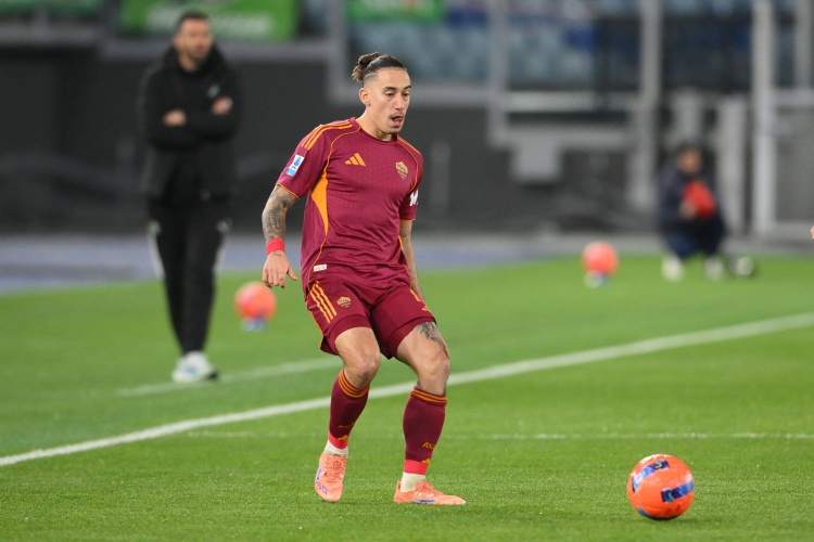 爱游戏在线-迪马：罗马预计不会在冬窗放走齐米卡斯，球员将效力到本赛季结束